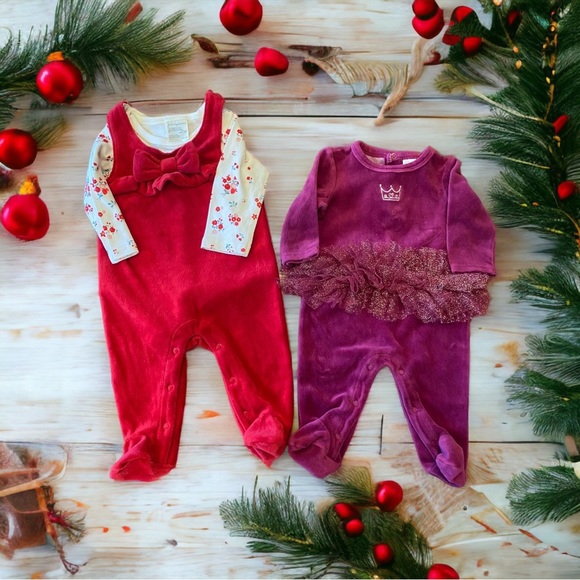 Baby Girls (2) Holiday/Winter Outfits - Size - 0-6 months by First Impressions. - Picture 1 of 11